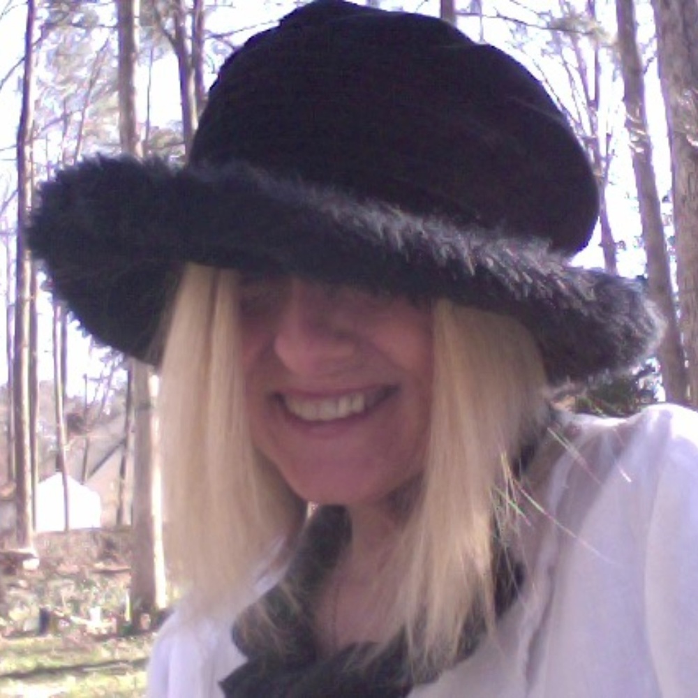 Meet the Posher - Picture 1 of 8